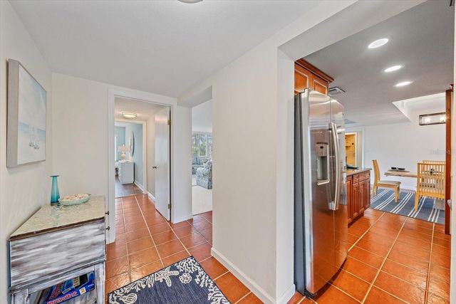 100 SANDS POINT ROAD 303, Longboat Key, FL 34228