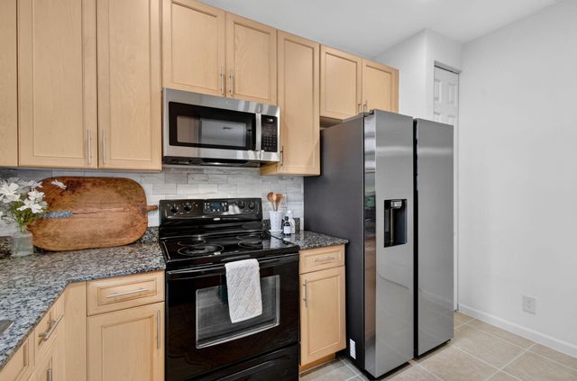 238 E CHRYSTIE Circle, Delray Beach, FL 33484