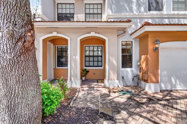 238 E CHRYSTIE Circle, Delray Beach, FL 33484