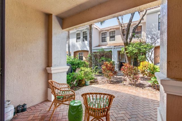 238 E CHRYSTIE Circle, Delray Beach, FL 33484