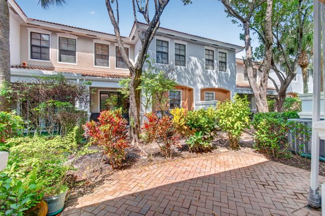 238 E CHRYSTIE Circle, Delray Beach, FL 33484