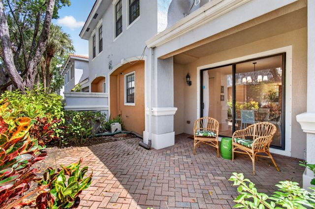 238 E CHRYSTIE Circle, Delray Beach, FL 33484