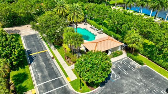 238 E CHRYSTIE Circle, Delray Beach, FL 33484