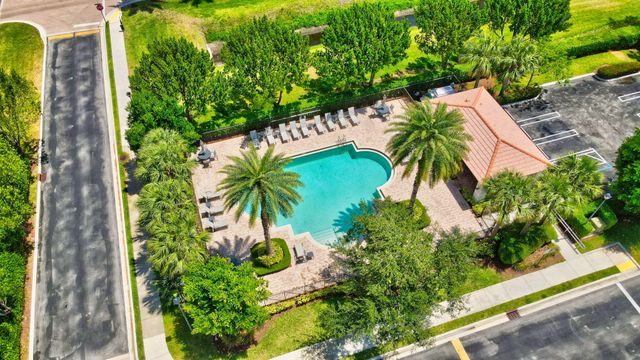 238 E CHRYSTIE Circle, Delray Beach, FL 33484