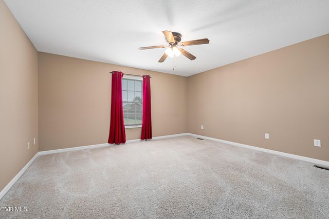 777 Walkers Bend Road, Johnson City, TN 37615