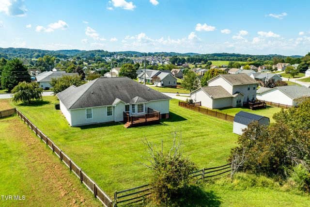 777 Walkers Bend Road, Johnson City, TN 37615