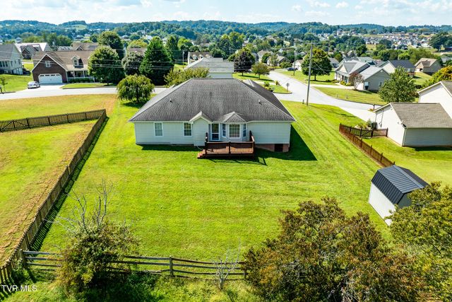 777 Walkers Bend Road, Johnson City, TN 37615
