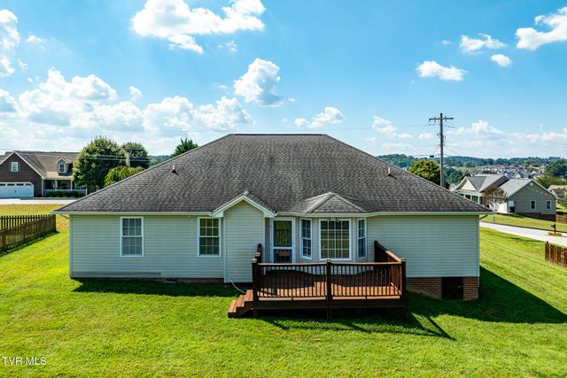 777 Walkers Bend Road, Johnson City, TN 37615