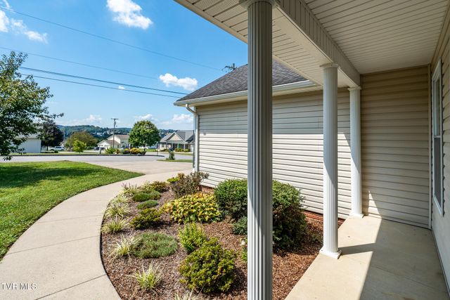 777 Walkers Bend Road, Johnson City, TN 37615