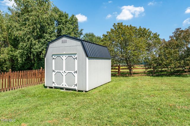 777 Walkers Bend Road, Johnson City, TN 37615