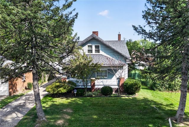 3915 Howard Street, Youngstown, OH 44512