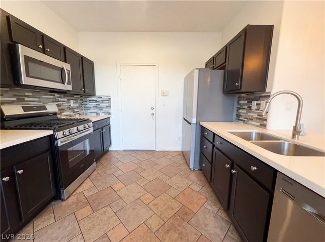 7460 Speedwell Cavern Street, Las Vegas, NV 89139