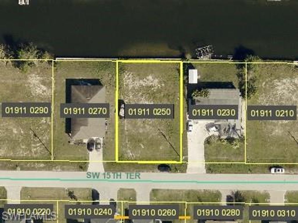 601 SW 15th TER, CAPE CORAL, FL 33991 — exterior