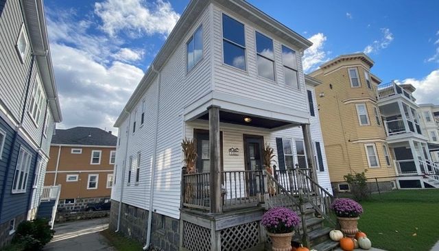 140 Minot St, Boston, MA 02122