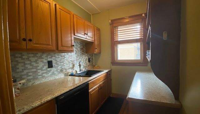 140 Minot St, Boston, MA 02122