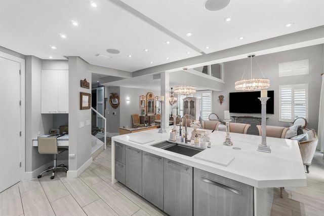 2550 NW 52nd Street, Boca Raton, FL 33496