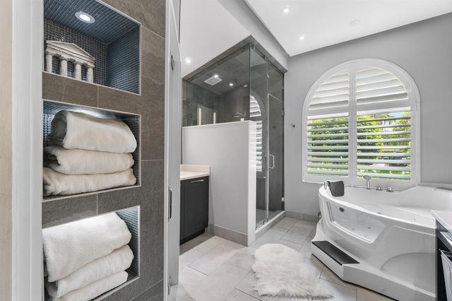 2550 NW 52nd Street, Boca Raton, FL 33496