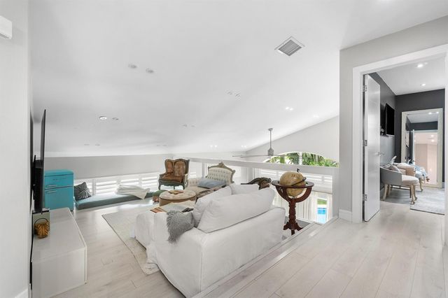 2550 NW 52nd Street, Boca Raton, FL 33496