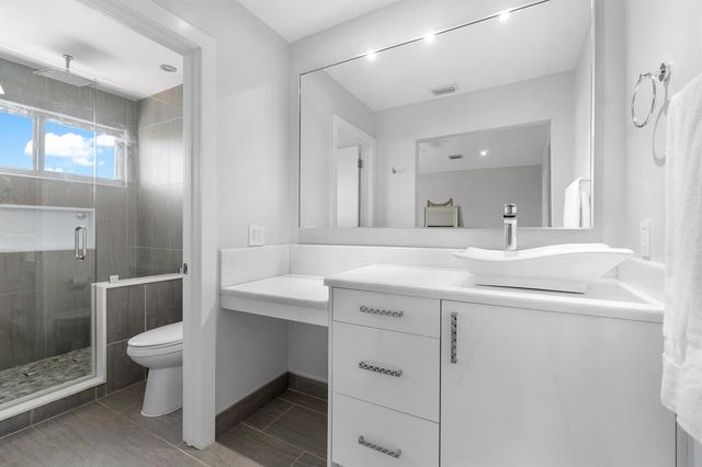2550 NW 52nd Street, Boca Raton, FL 33496