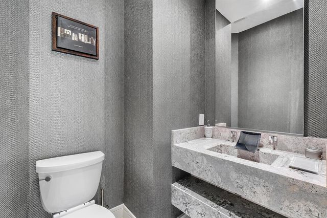 2550 NW 52nd Street, Boca Raton, FL 33496
