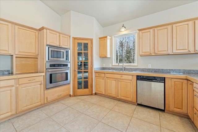 1080 TYROL STREET, Fairbanks, AK 99712