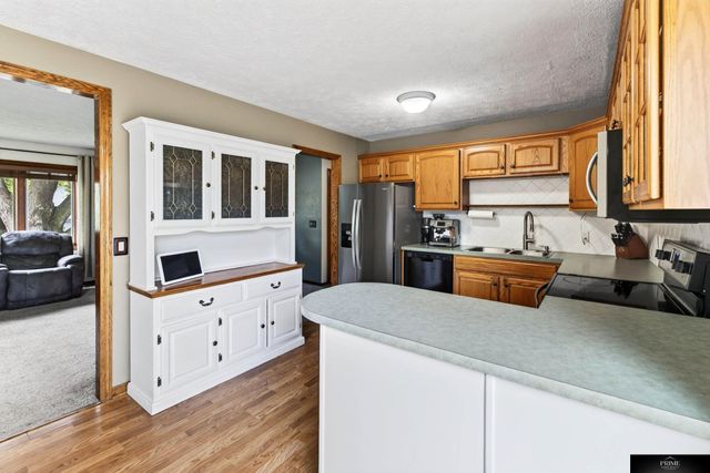 2212 N 191 Avenue, Elkhorn, NE 68022