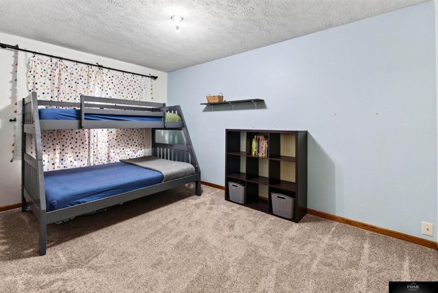 2212 N 191 Avenue, Elkhorn, NE 68022