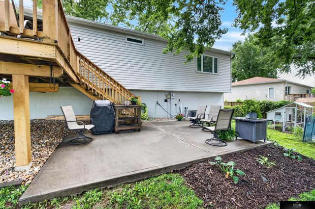 2212 N 191 Avenue, Elkhorn, NE 68022