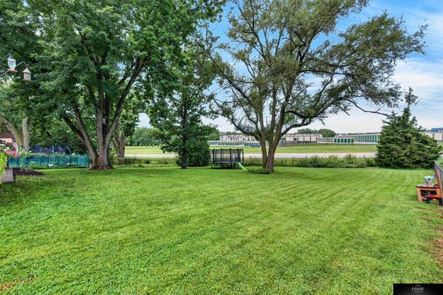 2212 N 191 Avenue, Elkhorn, NE 68022