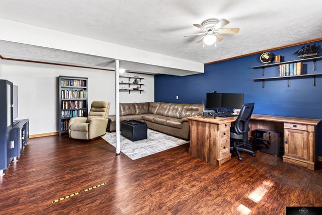 2212 N 191 Avenue, Elkhorn, NE 68022