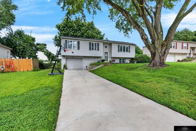 2212 N 191 Avenue, Elkhorn, NE 68022