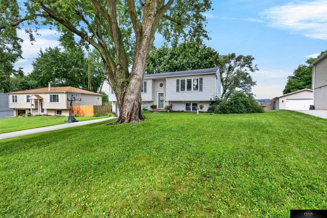 2212 N 191 Avenue, Elkhorn, NE 68022
