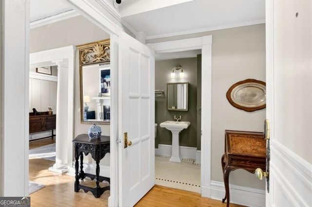 81 Peachtree Place NE 6, Atlanta, GA 30309