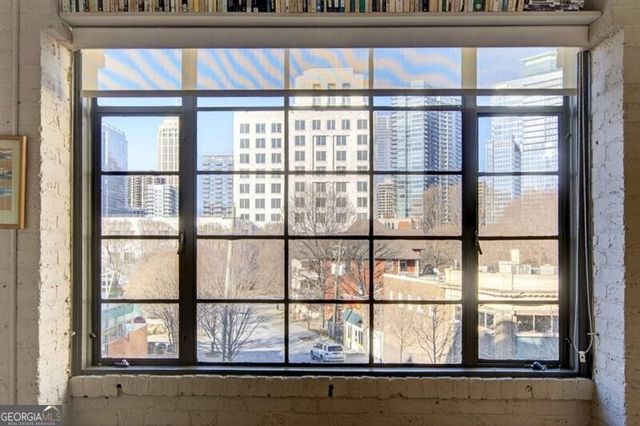 81 Peachtree Place NE 6, Atlanta, GA 30309