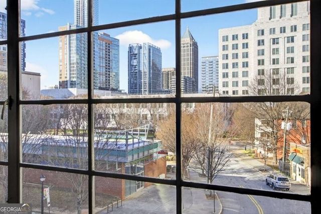 81 Peachtree Place NE 6, Atlanta, GA 30309