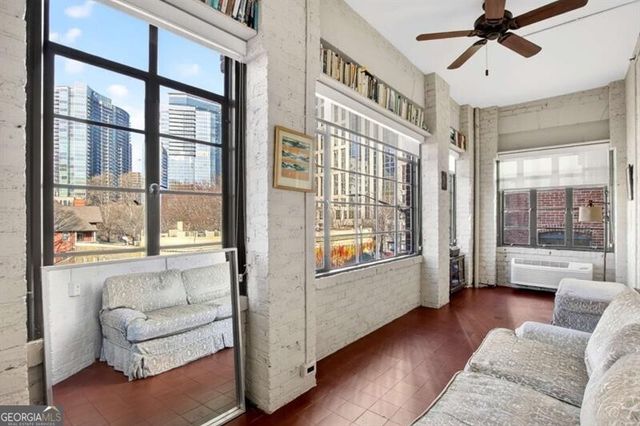 81 Peachtree Place NE 6, Atlanta, GA 30309