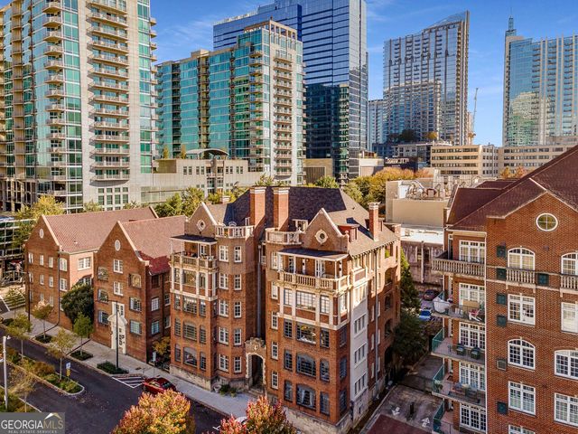 81 Peachtree Place NE 6, Atlanta, GA 30309