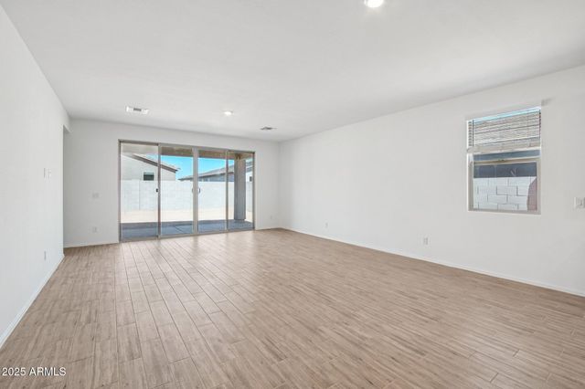 47198 W MELLEN Lane, Maricopa, AZ 85139