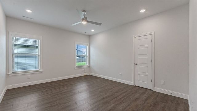 1130 Sunshine Court, Centerton, AR 72719