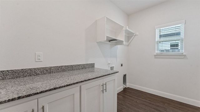 1130 Sunshine Court, Centerton, AR 72719