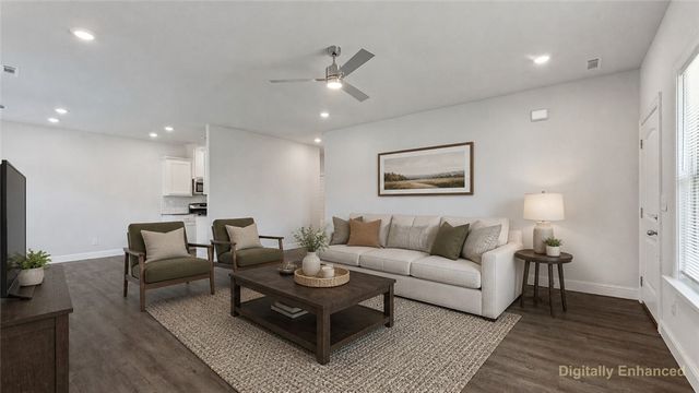 1130 Sunshine Court, Centerton, AR 72719