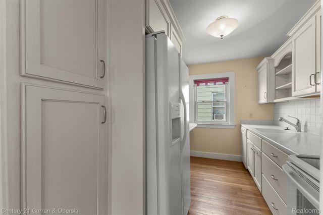 6315 Steadman Street, Dearborn, MI 48126