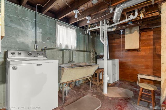 6315 Steadman Street, Dearborn, MI 48126