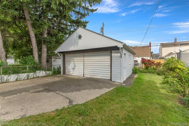 6315 Steadman Street, Dearborn, MI 48126
