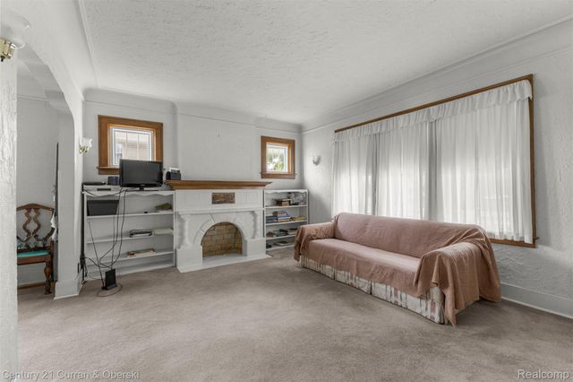 6315 Steadman Street, Dearborn, MI 48126