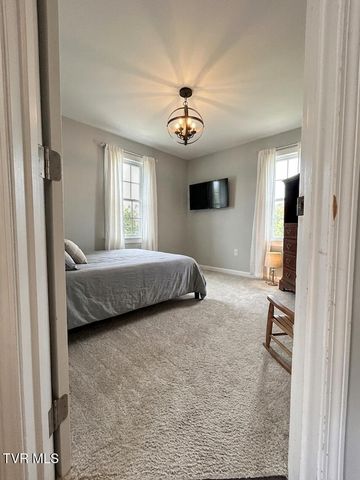 171 California Road, Church Hill, TN 37642
