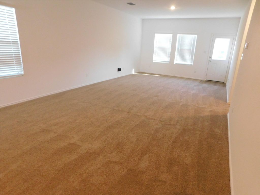 340 The Bad WAY, Jarrell, TX 76537