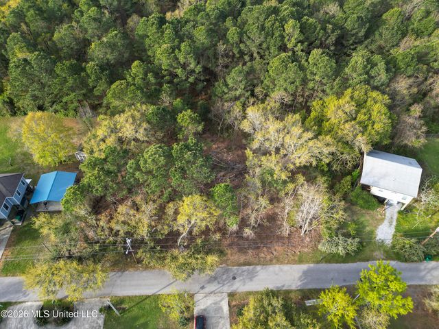 115 Favre Street, Waveland, MS 39576