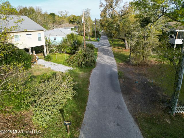 115 Favre Street, Waveland, MS 39576