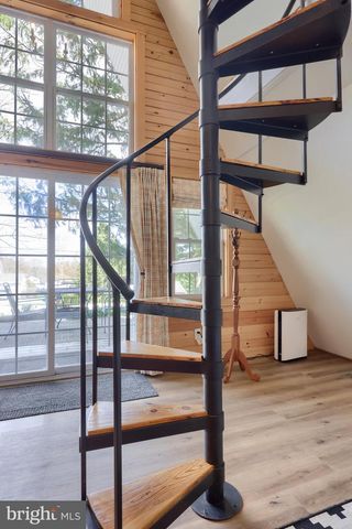 1770 WINDY HILL RD, Lancaster, PA 17602